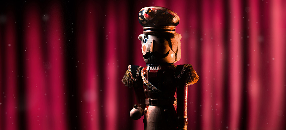 Ballet Nutcracker Doll 920x420