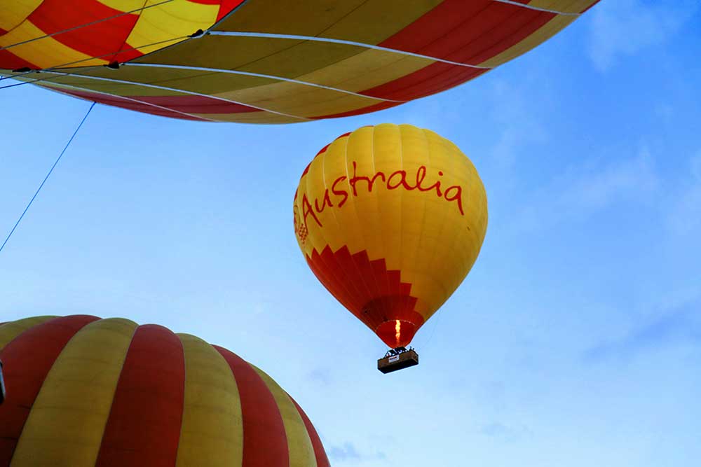 Up, up and away with Gold Coast hinterland balloon flight